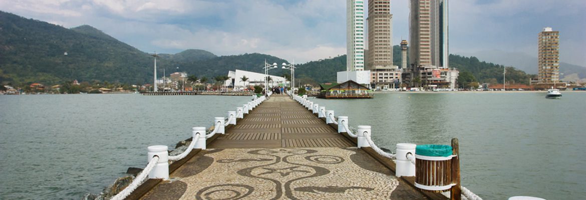 Molhe da Barra Sul, Balneário Camboriú, State of Santa Catarina, Brazil