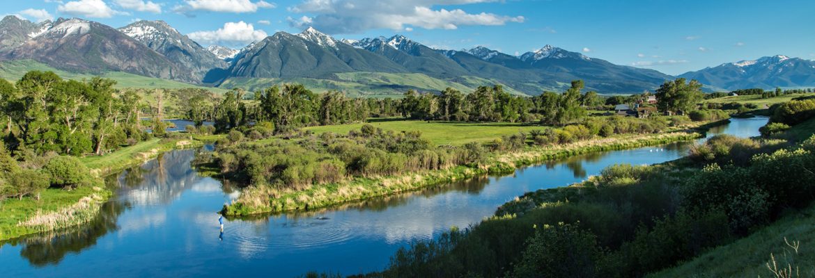 Fishing, Paradise Valley, Montana, USA