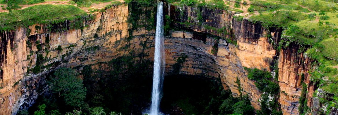 Veu da Noiva Waterfall, Chapada dos Guimaraes, State of Mato Grosso, Brazil