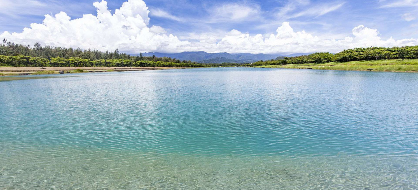 Flowing Lake, Taitung City, Taitung County, Taiwán - Heroes Of Adventure