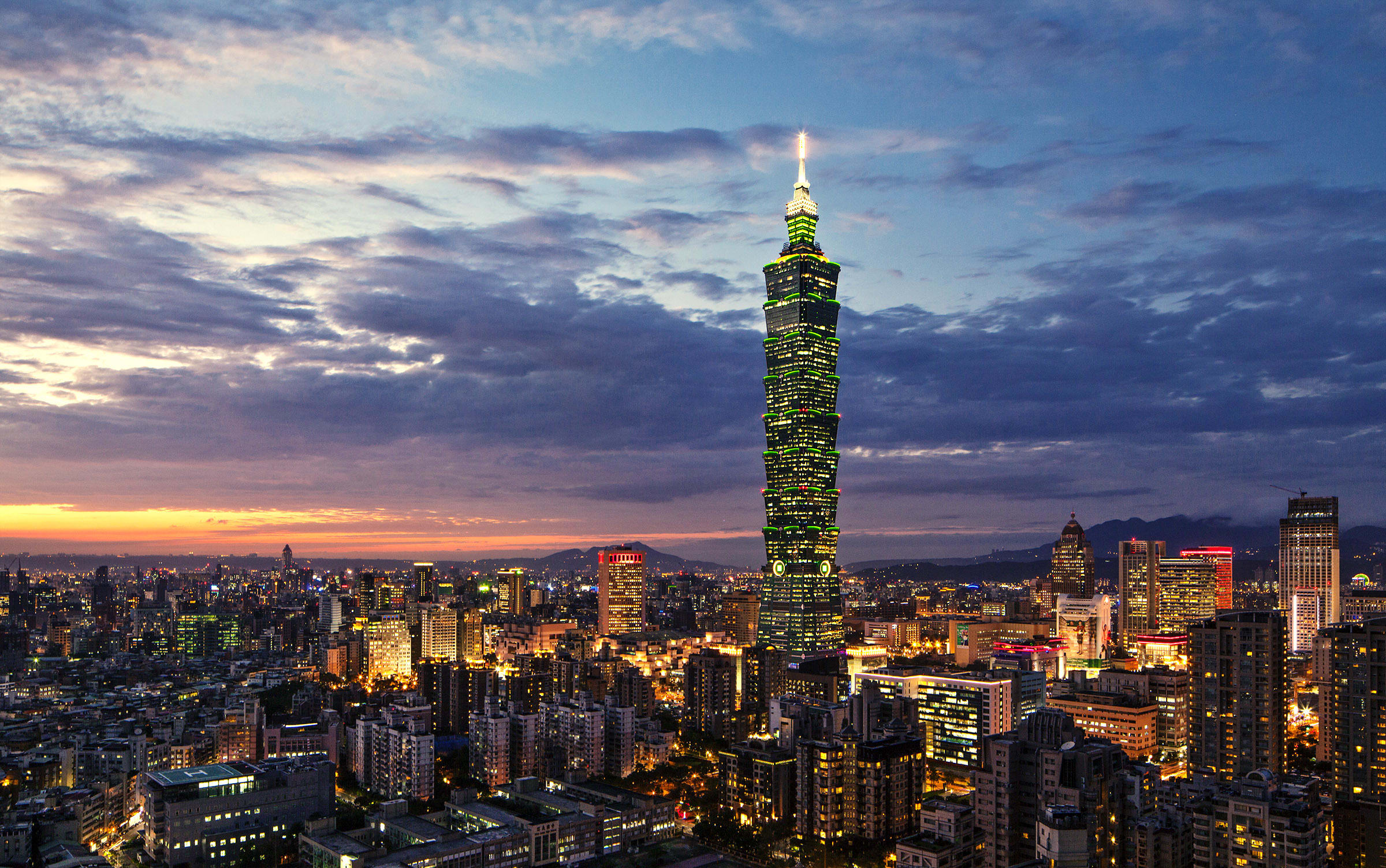 Taipei taiwan. Тайбэй 101 в Тайване. Башня Тайбэй 101. Тайвань башня Тайбэй. Тайбэй 101 (Тайбэй, Тайвань).