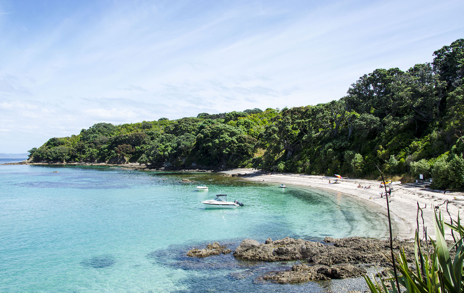 Hobbs Beach, Army Bay, Whangaparaoa, New Zealand - Heroes Of Adventure