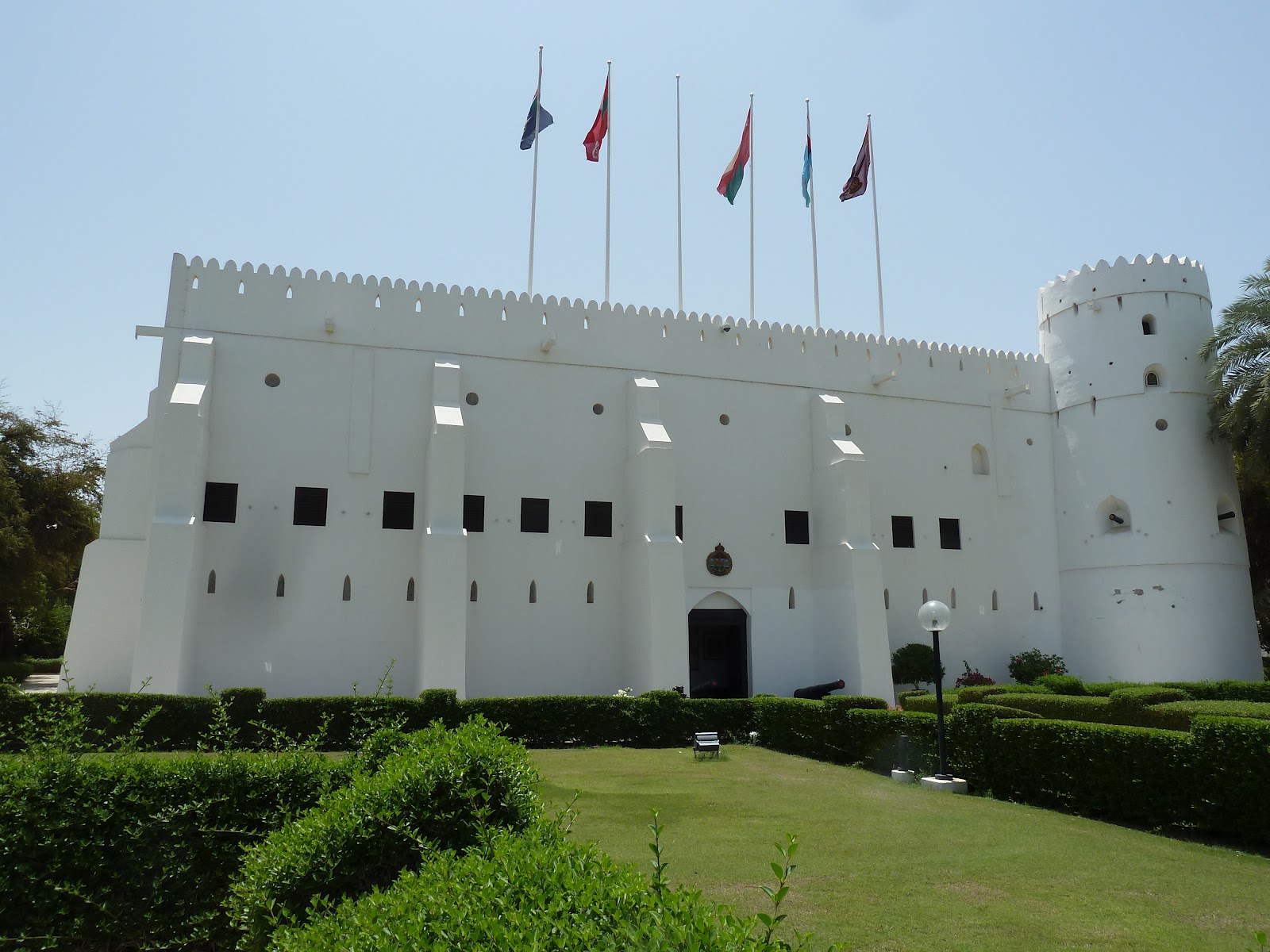 The Sultan's Armed Forces Museum, Muscat, Muscat Governorate, Oman ...