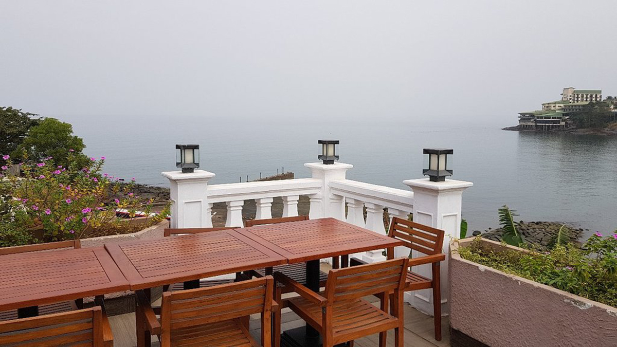 mamba point hotel restaurant lagoonda freetown