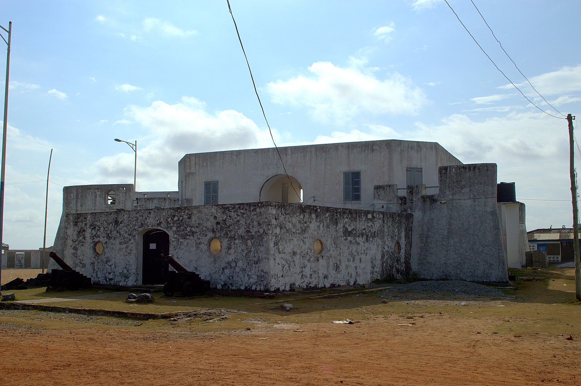 fort-apollonia-unesco-beyin-ghana-heroes-of-adventure