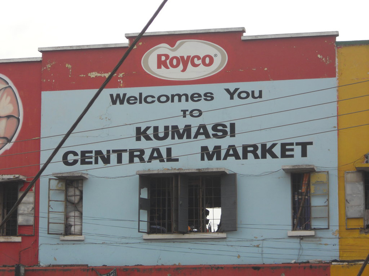 kumasi-central-market-kumasi-ghana-heroes-of-adventure