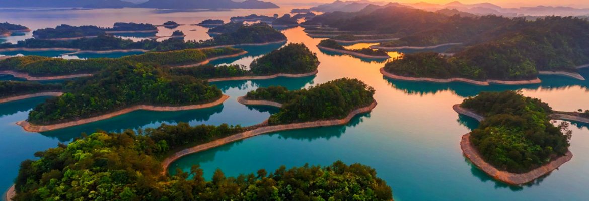 Qiandao Lake Center Lake Area, Hangzhou, Zhejiang, China