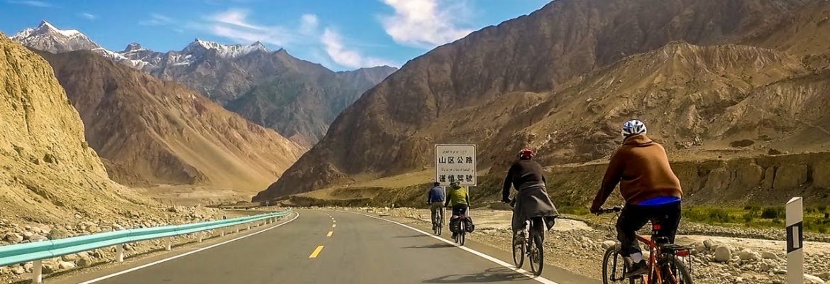 Kasgar Karakoram Highway, Sinkiang, China