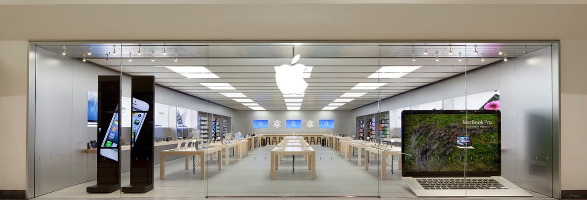 Apple Santa Rosa Plaza | Santa Rosa California USA