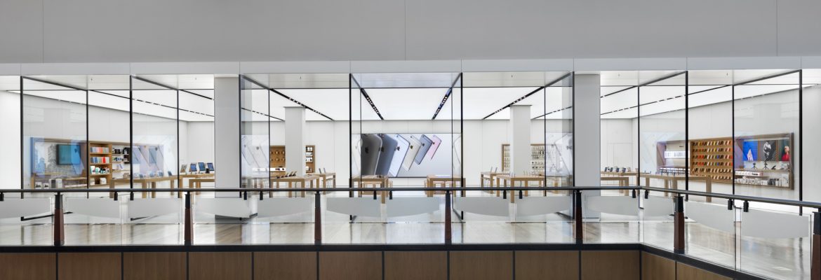 Apple West County | St. Louis Missouri USA