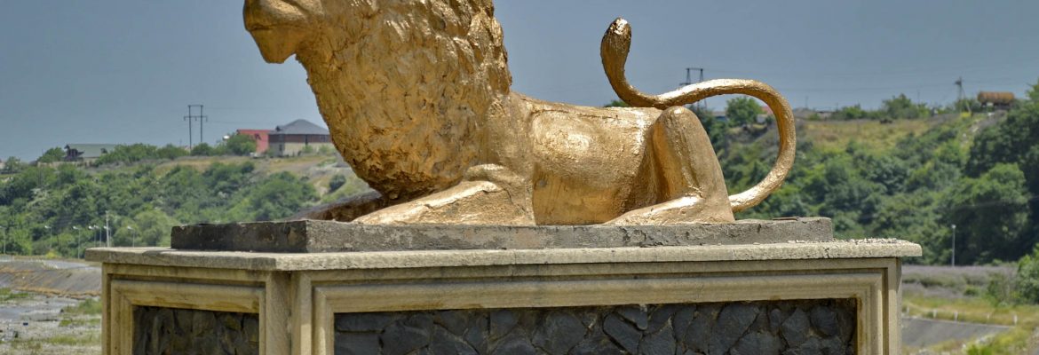 Qırmızı Qəsəbə, Azerbaiyán
