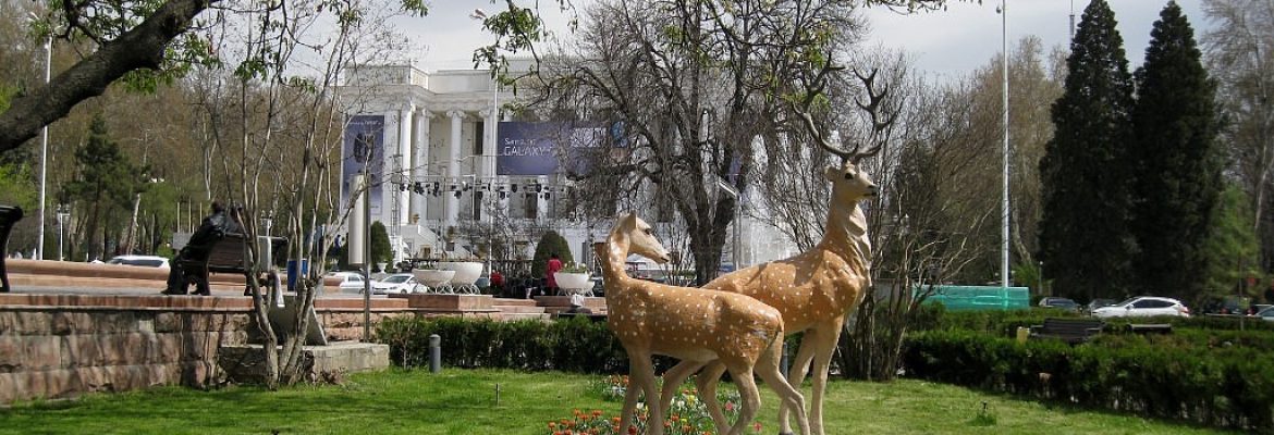 Park Imeni S. Ayni, Dushanbe, Tajikistan