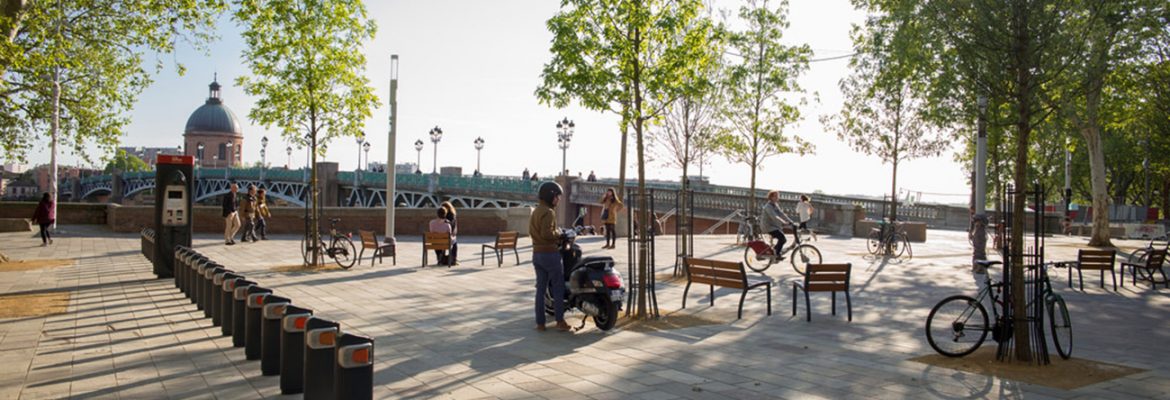 Place Saint-Pierre, Toulouse, Midi-Pyrenees, France