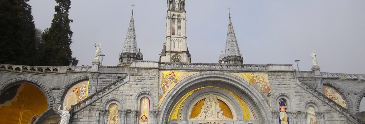 Sanctuaires Notre-Dame de Lourdes, Midi-Pyrenees, France