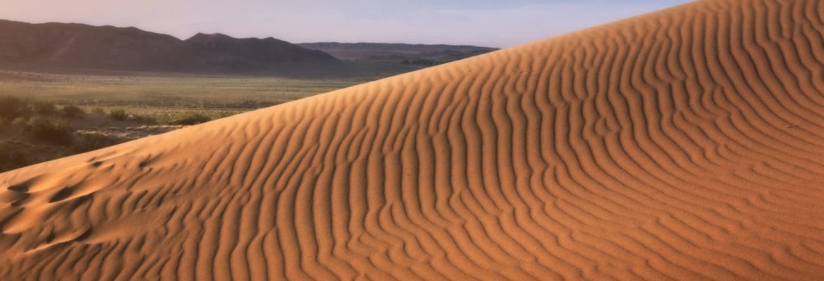 Poyushchiy Barkhan, Kazakhstan