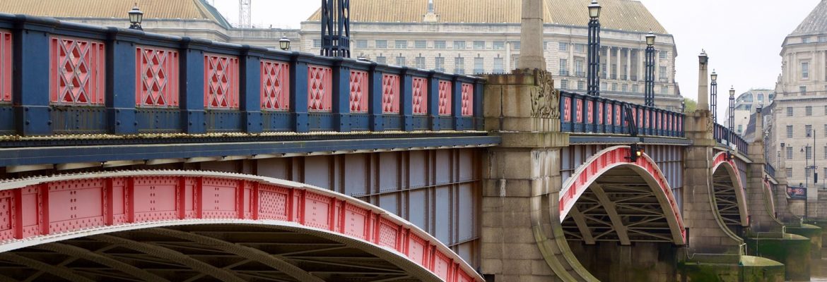 Lambeth Bridge