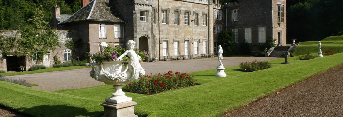 Kentchurch Court House & Gardens