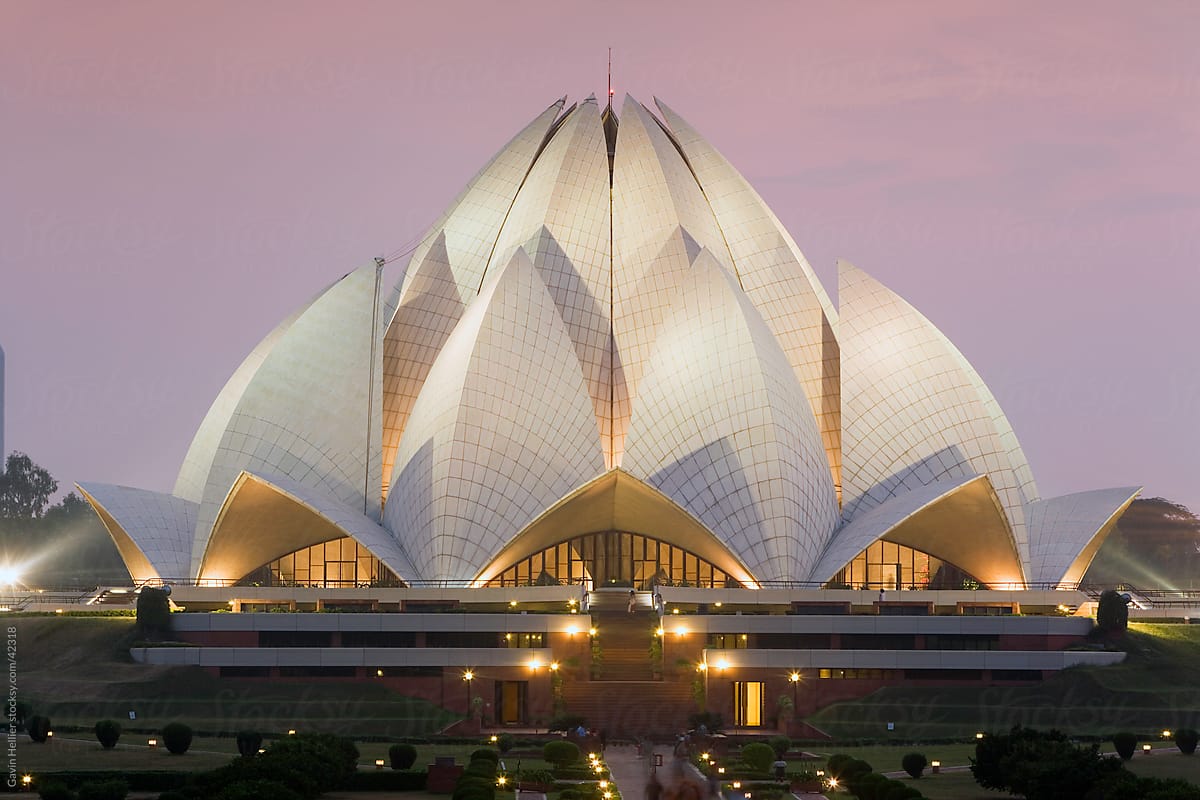 Baha'i Lotus Temple - Heroes Of Adventure