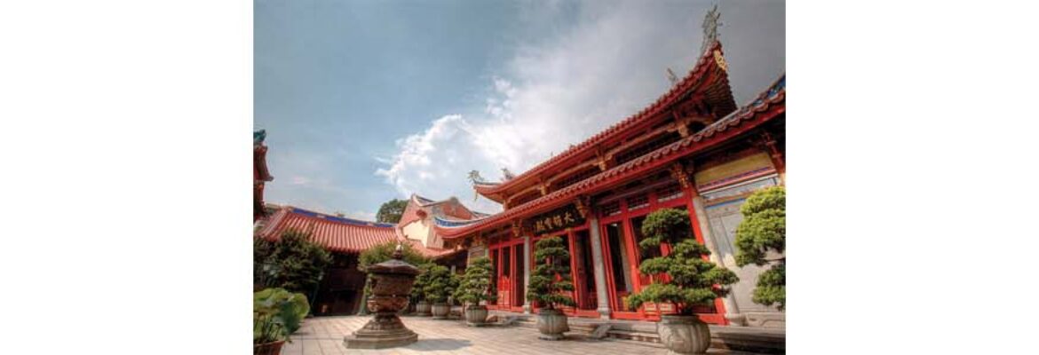 Buddha Tooth Relic Temple