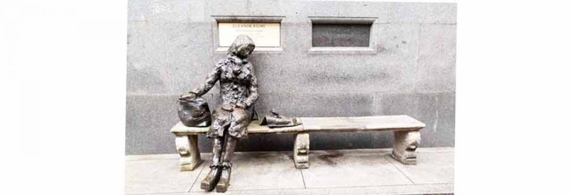 Eleanor Rigby Statue
