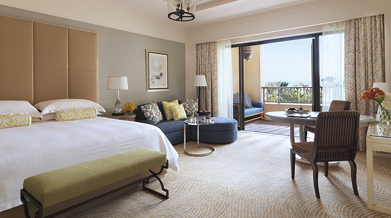 Four Seasons Hotel