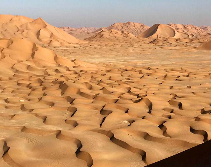 rub al khali lost city        
        <figure class=