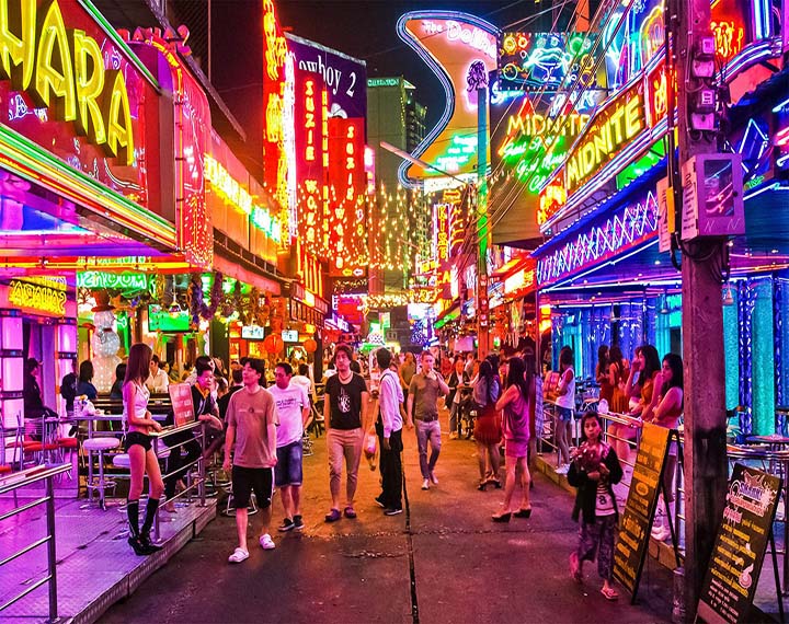 Soi Cowboy - Heroes Of Adventure