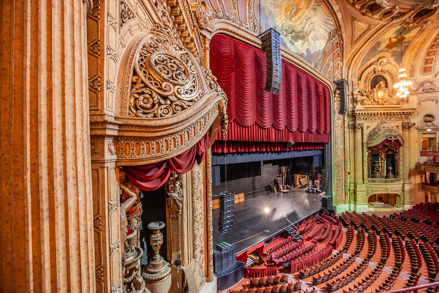 The Chicago Theatre