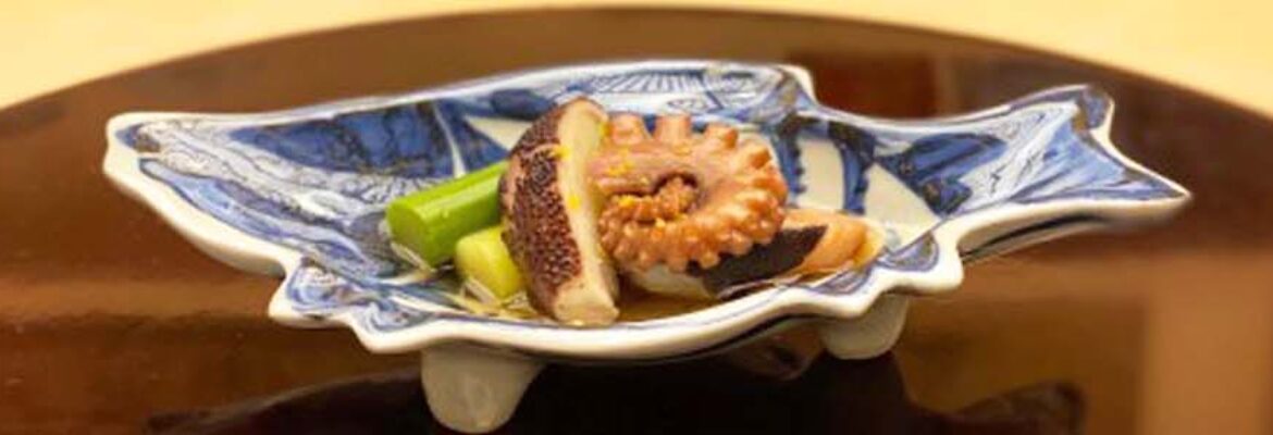 Seasonal cuisine Nakashima