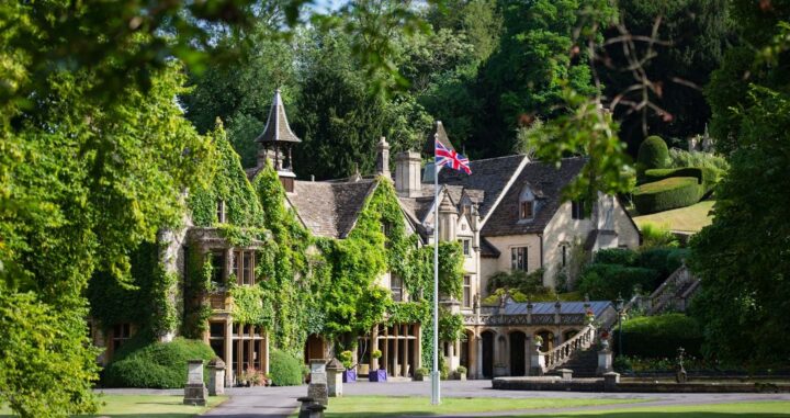 the manor house england